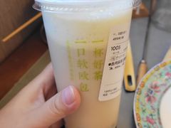 -奈雪的茶(中粮祥云小镇店)
