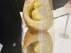 芝士粒粒法包-PAPER STONE BAKERY(天环店)