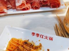 -季季红火锅(青山湖万达店)
