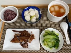 -海豚湾高端月子会所(黄浦店)