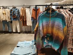 -URBAN REVIVO(西安Momopark店)