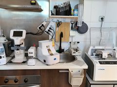 -优医视平价眼镜蔡司依视路折扣工厂店(十里堡店)