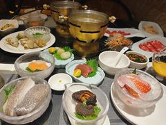 -半岛翡丽海鲜自助餐厅(观风亭店)