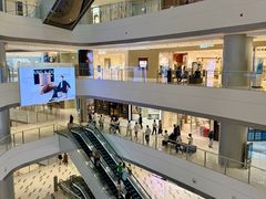 -雍容荟帝王蟹活龙虾展台自助(IFS黑金店)