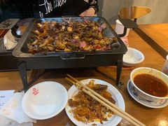 -炉小二铜锅牛蛙•川湘菜(三里屯店)