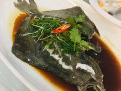 清蒸多宝鱼-东江渔村·古典园林·30年粤菜老字号(太和店)