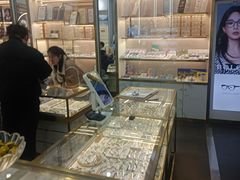 -万达广场(武汉菱角湖店)