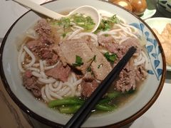 -鑫花溪牛肉米粉(凤凰街创始总店)