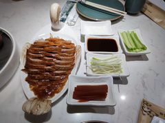 老镇烤鸭-老镇春饼(济宁万达店)
