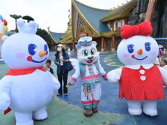 -七彩云南欢乐世界