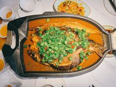 -江边城外烤全鱼(世茂广场店)