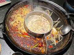 -渝涯重庆豆花老火锅(中赢国际店)