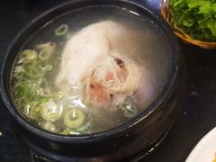 -青松馆韩国料理(香港中路佳世客店)