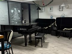 -梅纳·钢琴声乐架子鼓Mena Music(双井店)