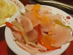免费小菜-山城辣妹子重庆火锅(呼家楼北街店)