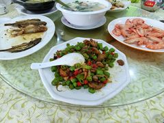 -鹏城人家海鲜酒家·23年老字号(较场尾店)