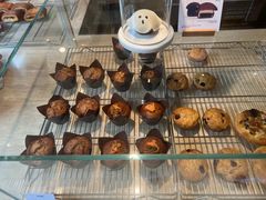 -VERIE BAKEHOUSE
