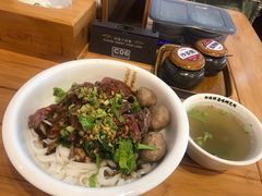 -狮头牌卤味研究所·卤味饭(花城汇南区店)