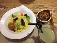 -海盗虾饭·剥好的小龙虾饭(SOHO尚都店)