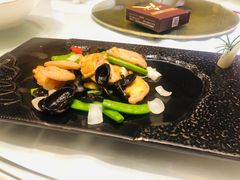 -骏莱海鲜鱼港(五角场店)