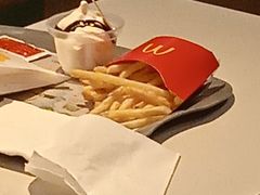 -麦当劳(南磨房店)