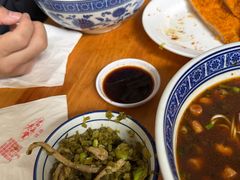 -沪西老弄堂面馆(定西路店)