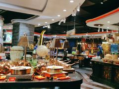 -四海一家自助餐(益田假日广场店)