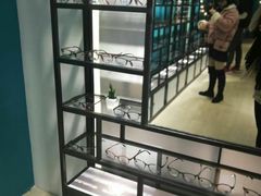 -Trend1881视光·蔡司视觉(领展广场店)