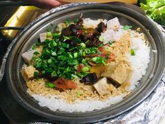 -洪氏嗨捞·广东猪肚鸡·椰子鸡火锅(西咸万象城店)