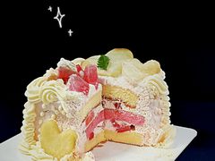 -花花卷卷·鲜食蛋糕(泉屋店)