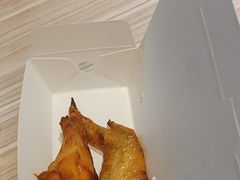 -必胜客(宝杨路宅急送店)