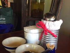 -Cuc Gach Quan Restaurant