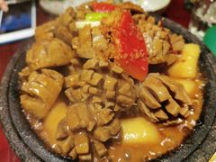 石锅手打牛肉丸-潮堂(环球金融中心店)