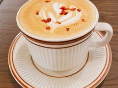 草莓奶油甜酒拿铁-dokidoki