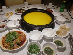 -乐味阁养生板栗鸡(中江店)