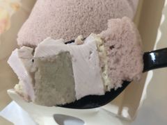 -顶东面包花园·生日蛋糕(世博店)