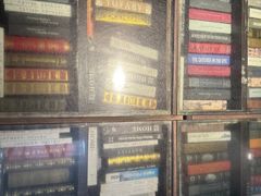 -钟书阁(松江泰晤士小镇店)