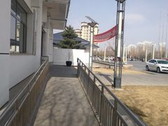 -赤峰市图书馆
