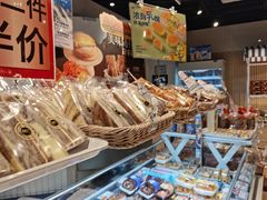 -85度C(生甜甜圈研究工坊·上海平凉店)