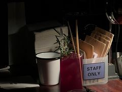 -STAFF ONLY Bar(南台巷店)