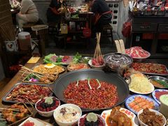 -萍姐火锅·公路夜市(武汉首店)