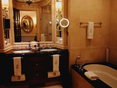 -广州富力丽思卡尔顿酒店