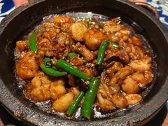 酱爆石锅蛙-绿茶餐厅(王府井永宁门店)