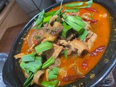红焖牛尾-董厨煨汤馆(车站路店)