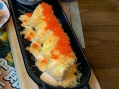 招牌蟹黄寿司-桃太郎创作料理(大坪店)