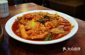 Rice Cake Stir-Fried Noodles