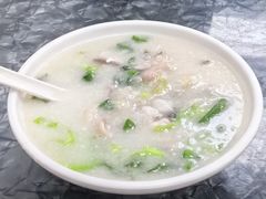 鱼片粥-燊意布拉肠云吞面(中山四路店)