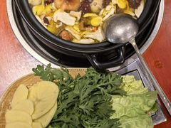 -菌之家·专业纯野生菌火锅·特色炒菌