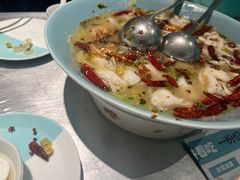 -姚姚酸菜鱼·金戈戈香港豉油鸡(喜荟城联名店)