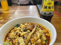 小炒牛肉泡馍（优质）-刘信牛羊肉小炒泡馍(回民街店)